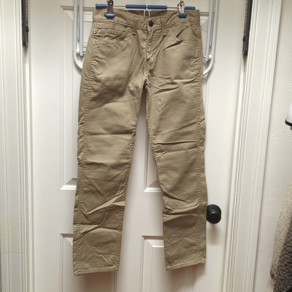 Men's Levi's khakis